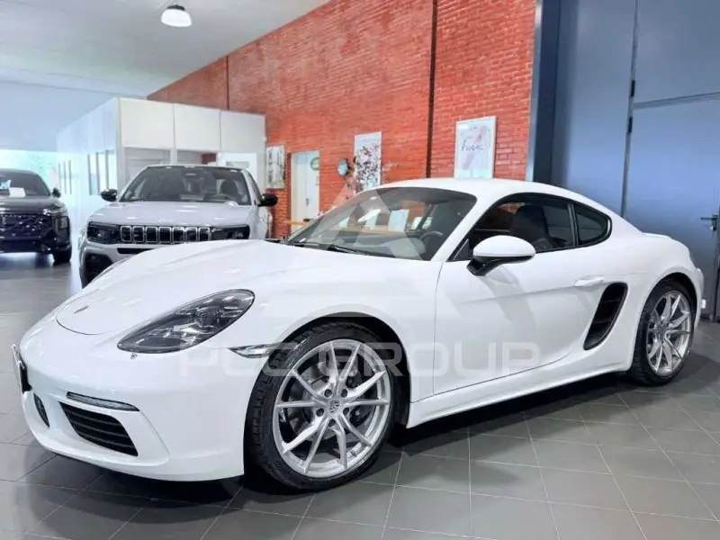 2020 Porsche Cayman