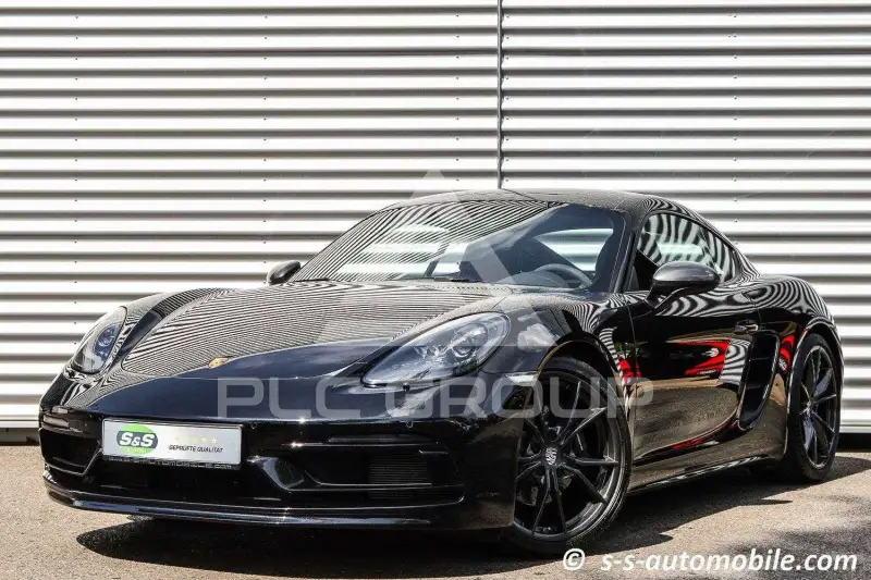 2020 Porsche Cayman