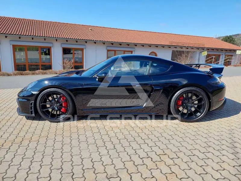 2020 Porsche Cayman