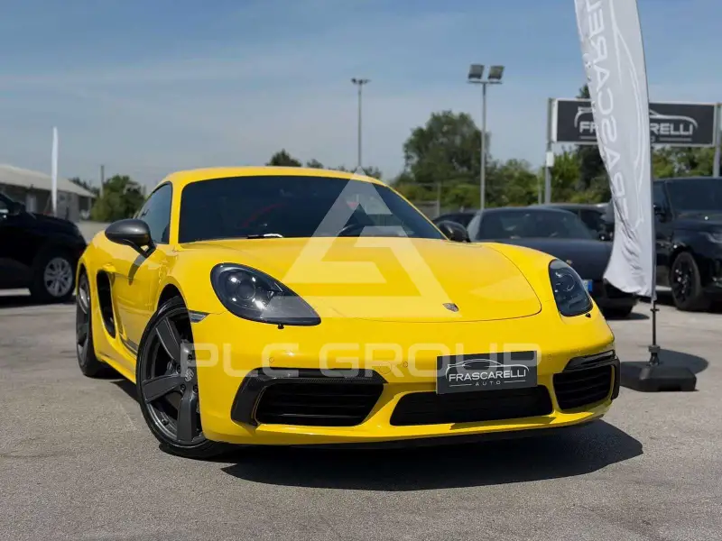 2020 Porsche Cayman