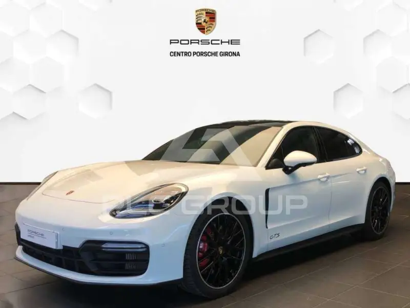 2020 Porsche Panamera