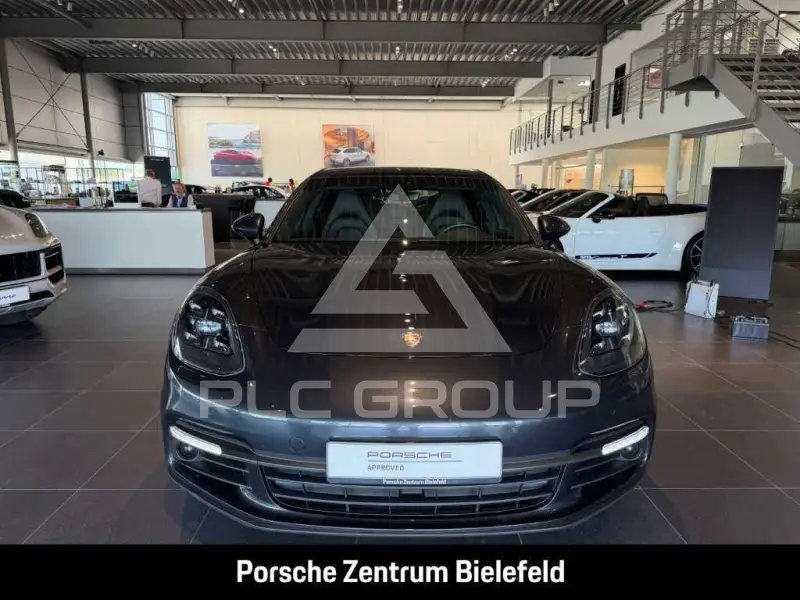 2020 Porsche Panamera