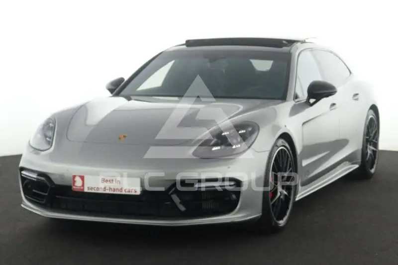 2020 Porsche Panamera