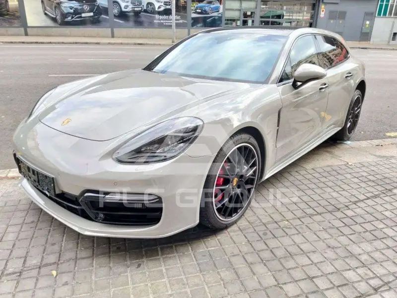 2020 Porsche Panamera