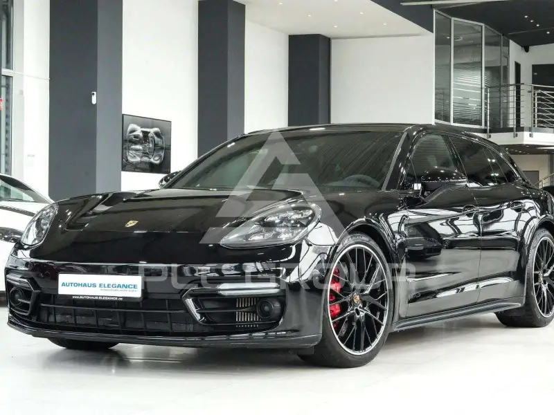 2020 Porsche Panamera