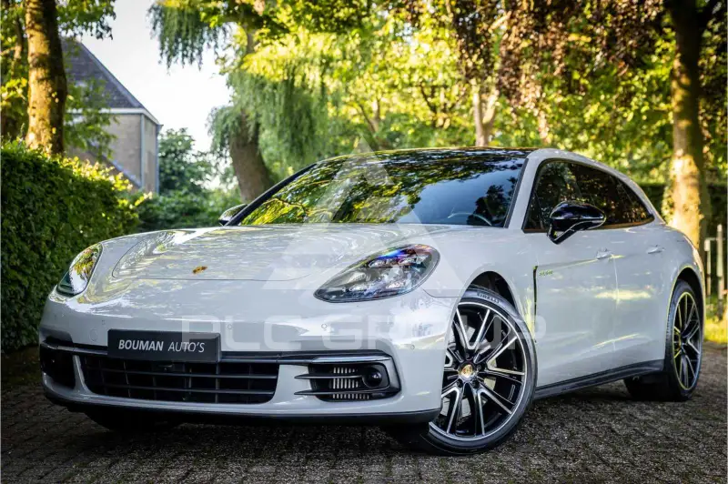 2020 Porsche Panamera