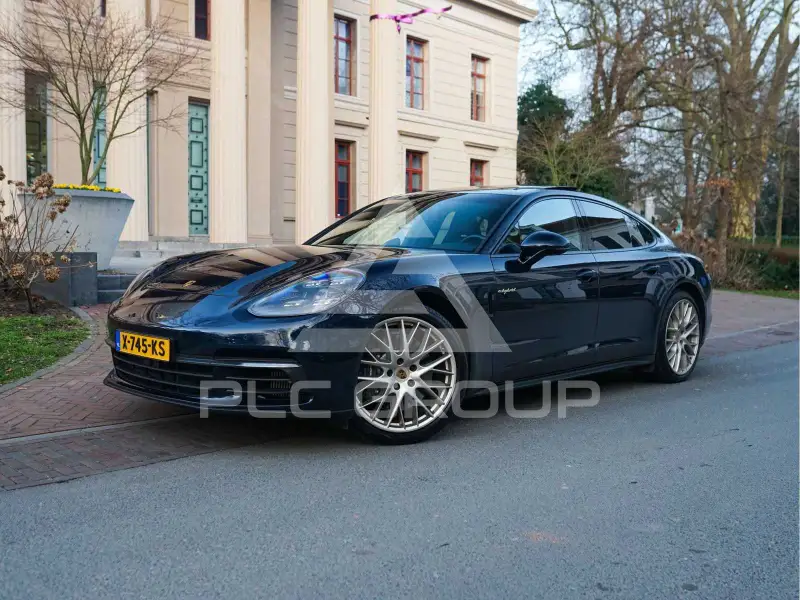 2020 Porsche Panamera