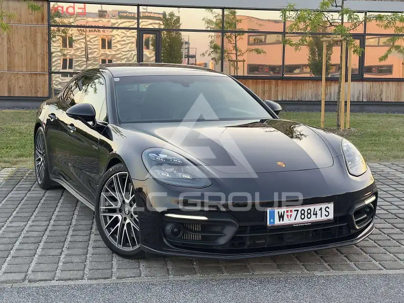 2020 Porsche Panamera