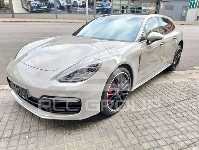 2020 Porsche Panamera