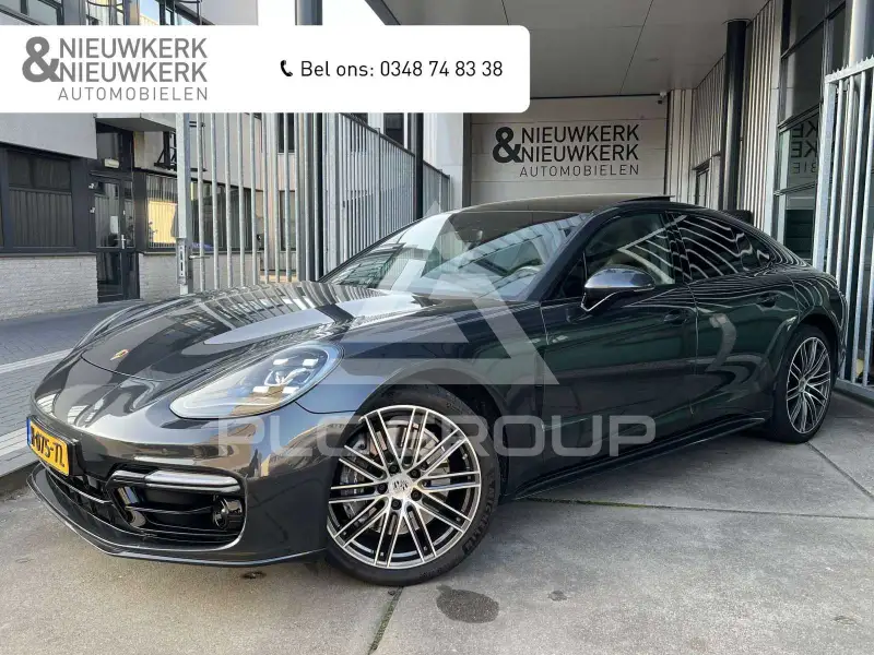 2020 Porsche Panamera