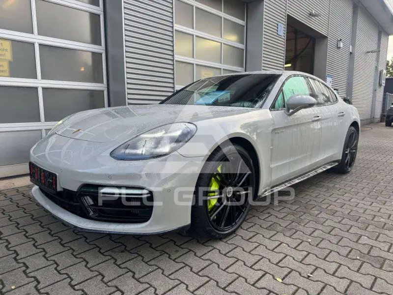 2020 Porsche Panamera