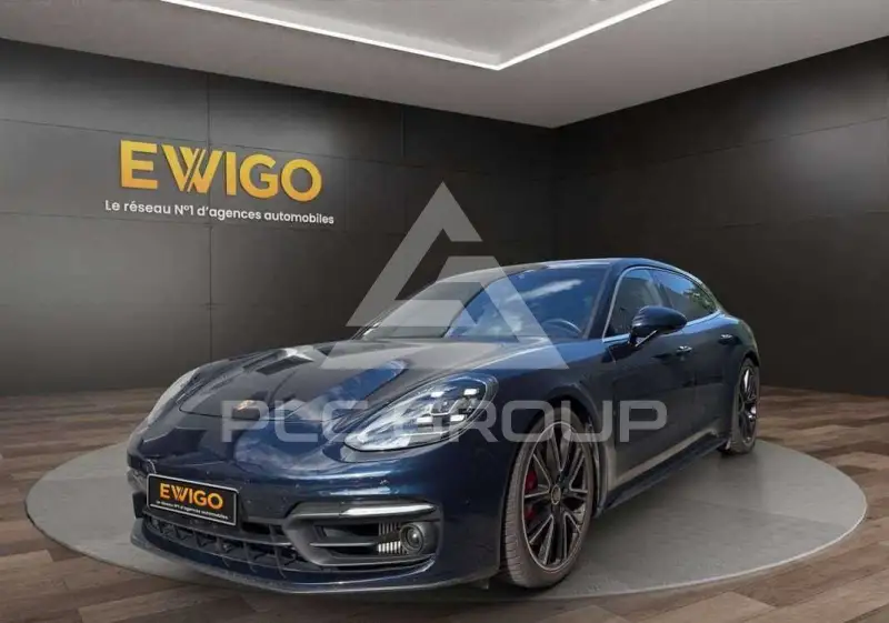 2020 Porsche Panamera