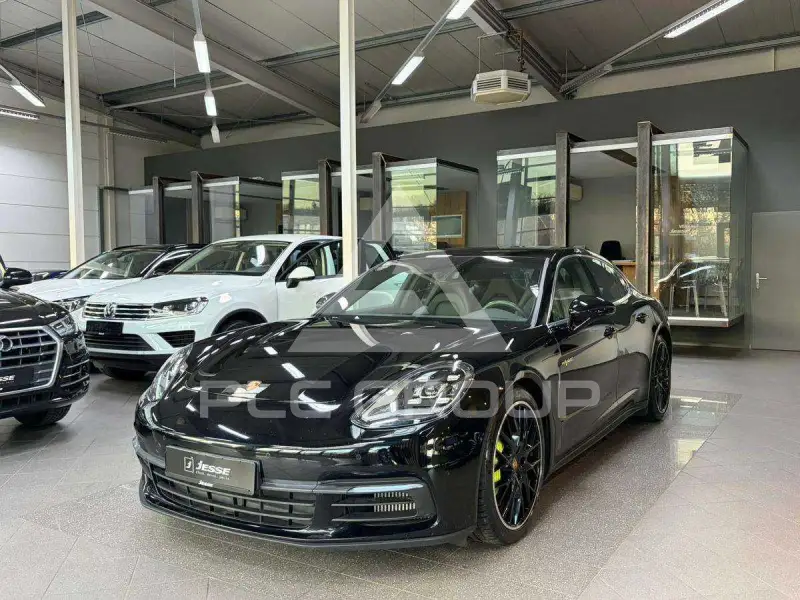 2020 Porsche Panamera