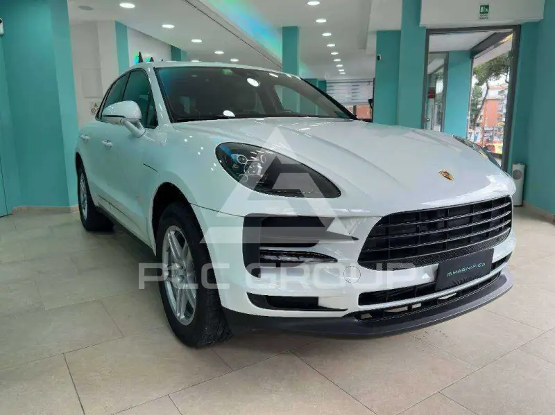 2020 Porsche MACAN