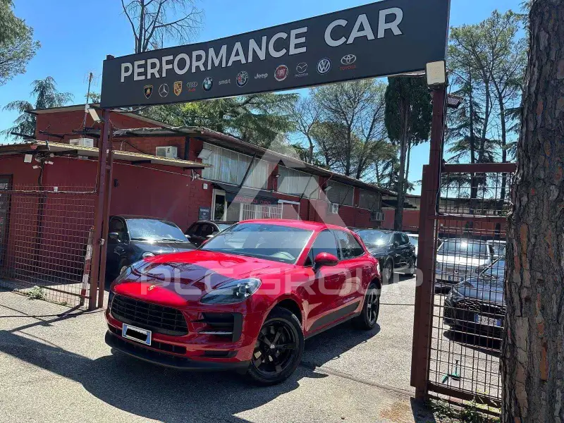 2020 Porsche MACAN