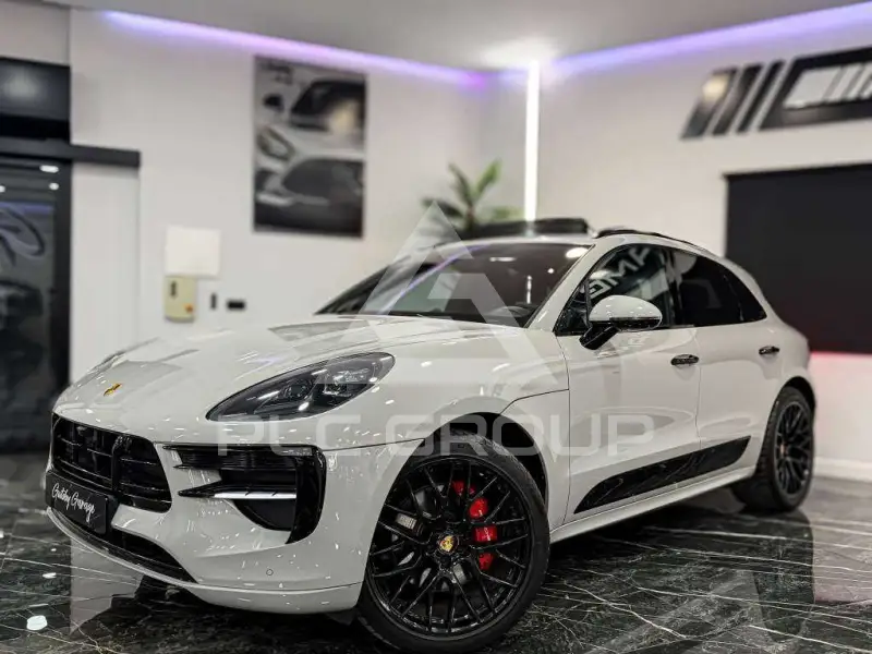 2020 Porsche MACAN