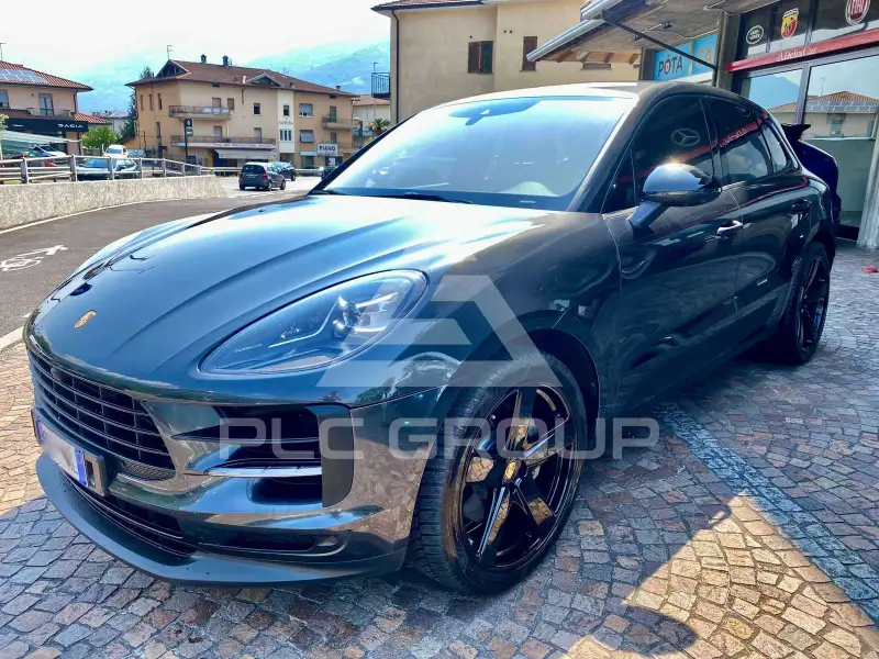 2020 Porsche MACAN