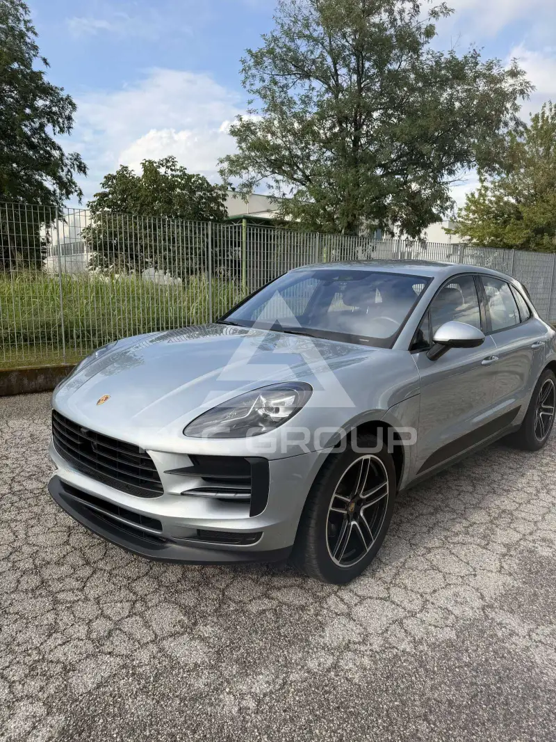 2020 Porsche MACAN