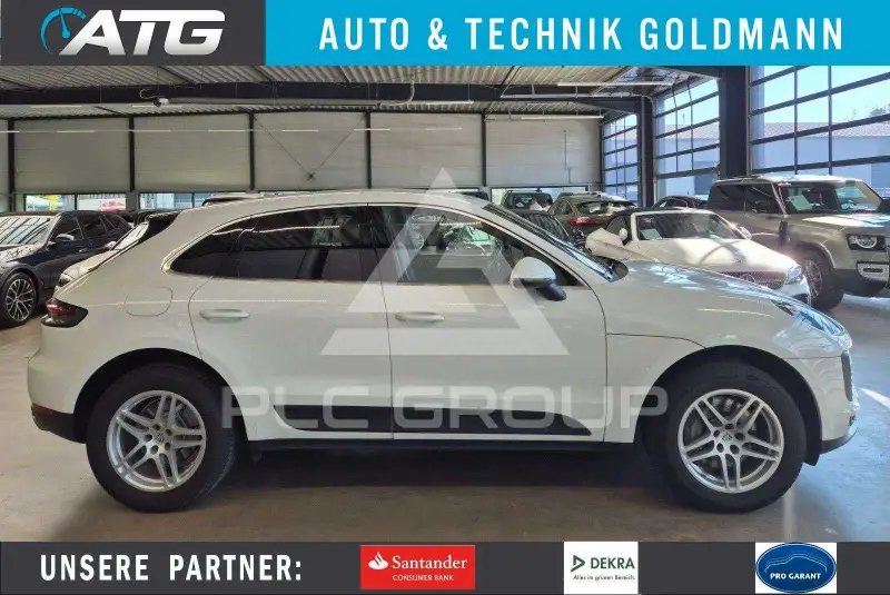 2020 Porsche MACAN