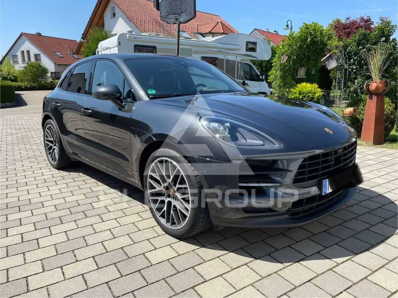 2020 Porsche MACAN