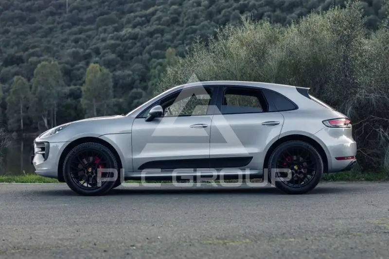 2020 Porsche MACAN