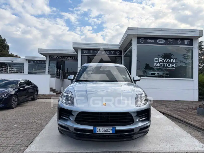 2020 Porsche MACAN