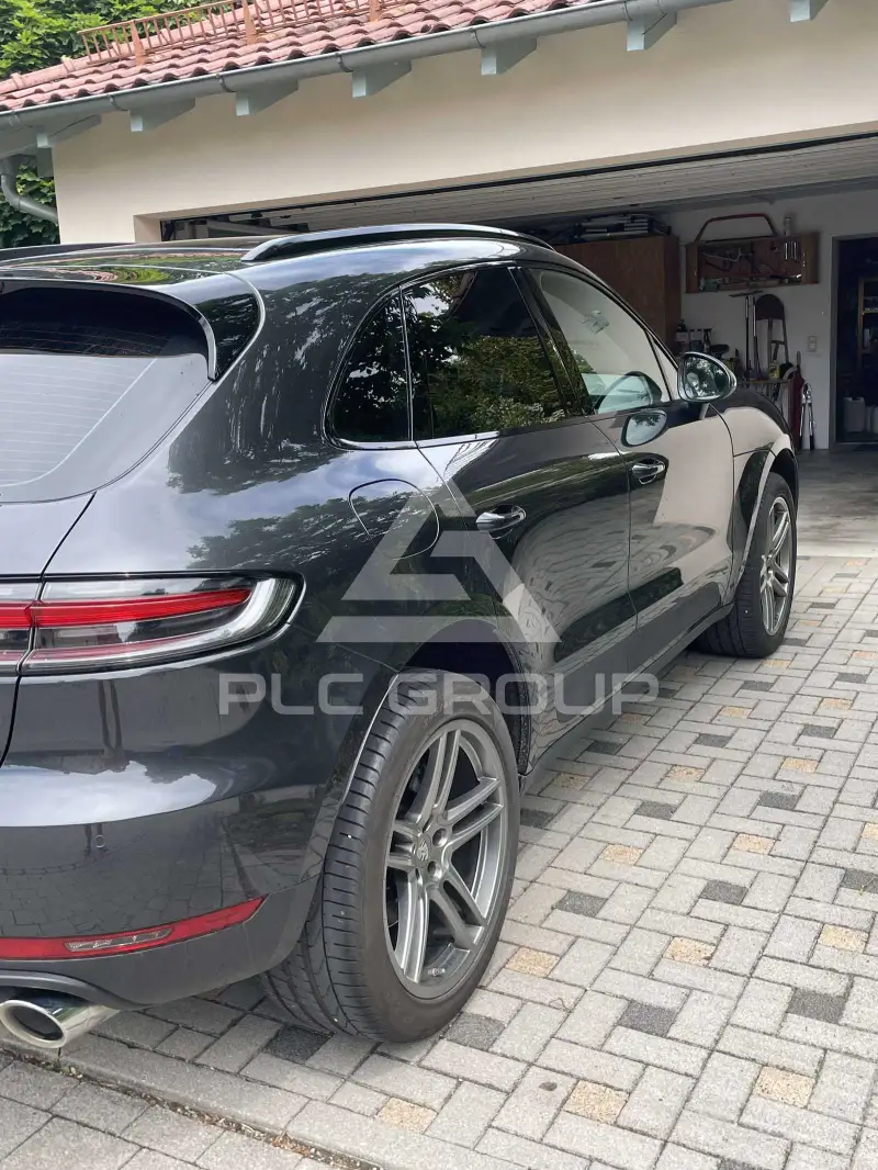 2020 Porsche MACAN