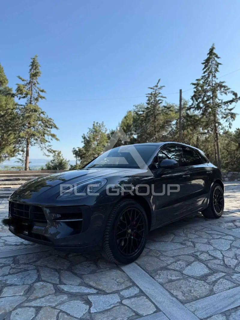 2020 Porsche MACAN