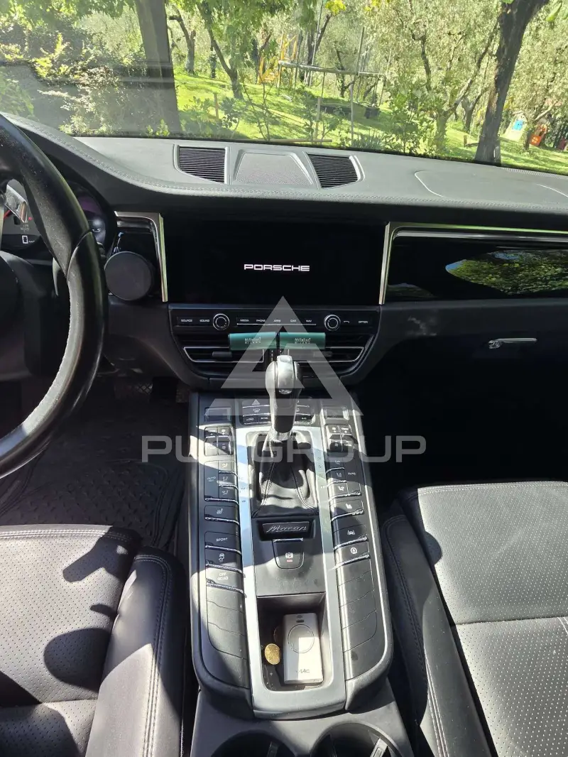 2020 Porsche MACAN