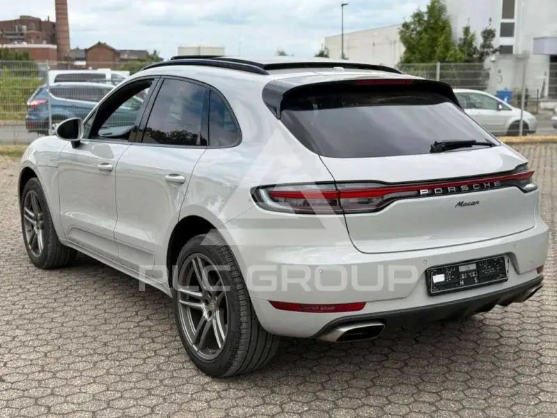 2020 Porsche MACAN