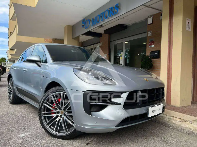2020 Porsche MACAN