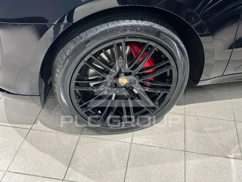2020 Porsche MACAN