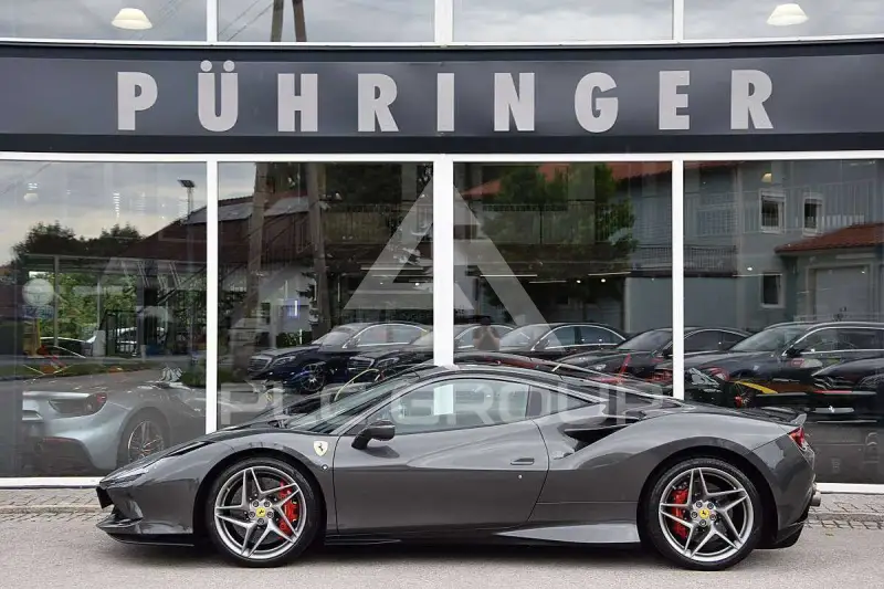 2020 Ferrari F8