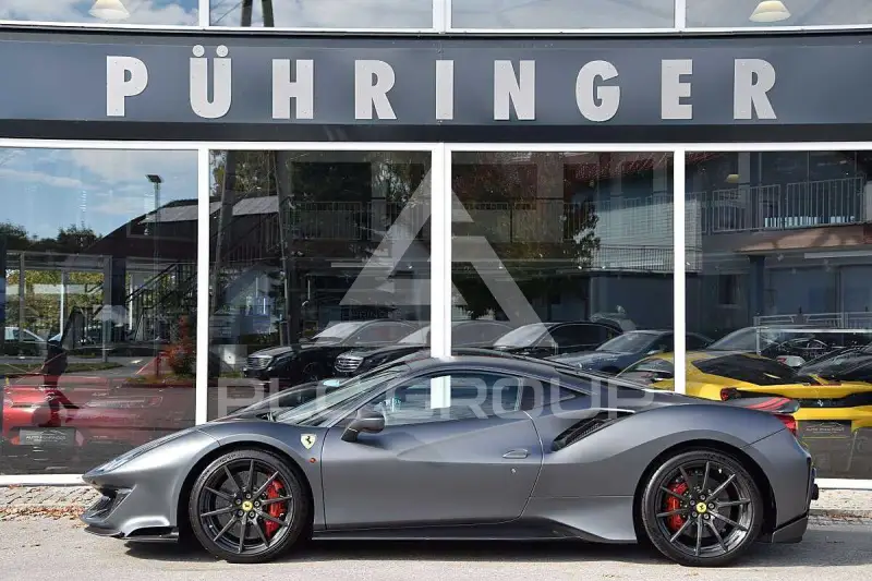 2020 Ferrari 488