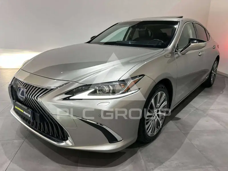 2020 Lexus ES300