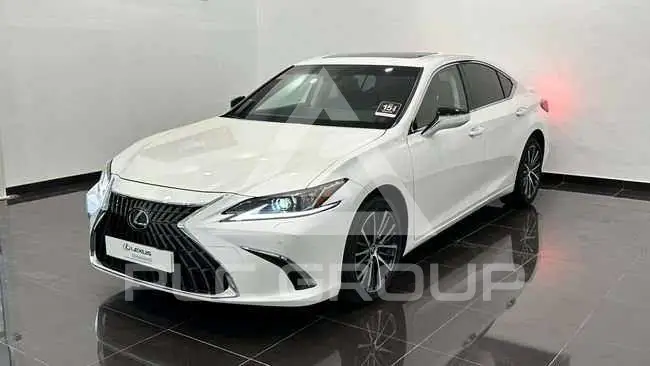 2020 Lexus ES300