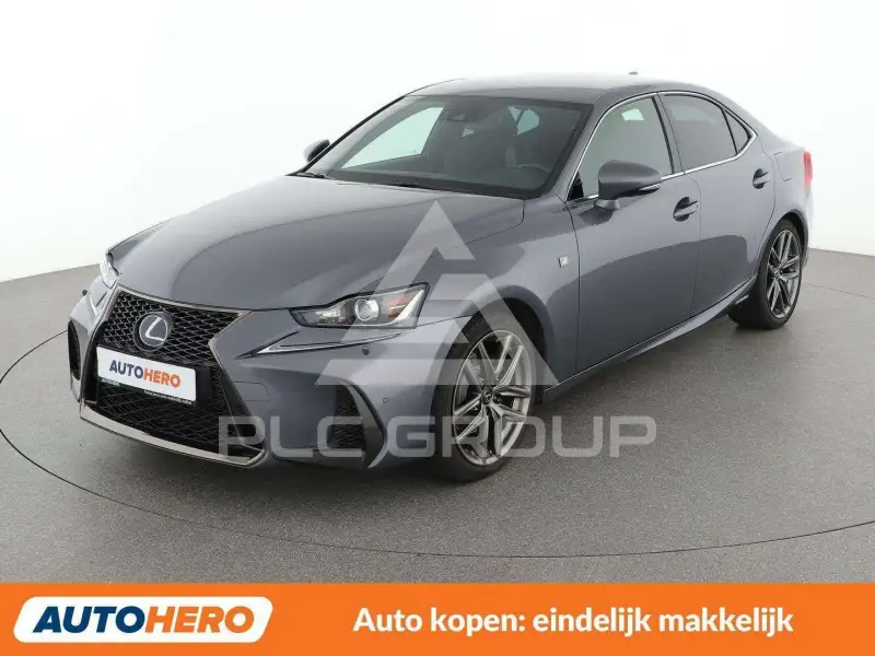 2020 Lexus IS300