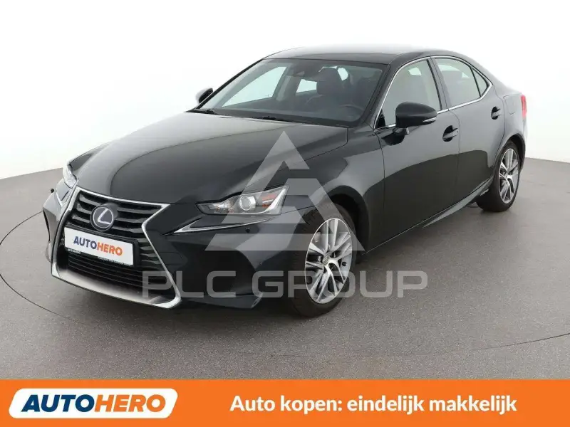 2020 Lexus IS300