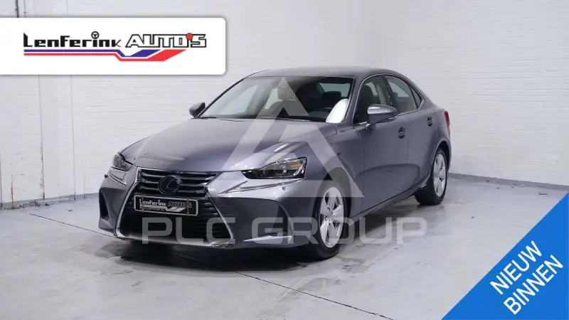 2020 Lexus IS300