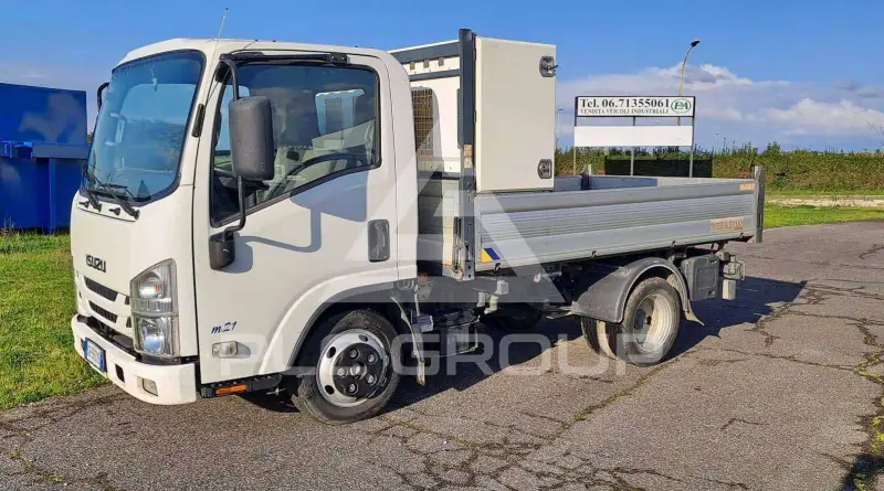 2020 Isuzu 