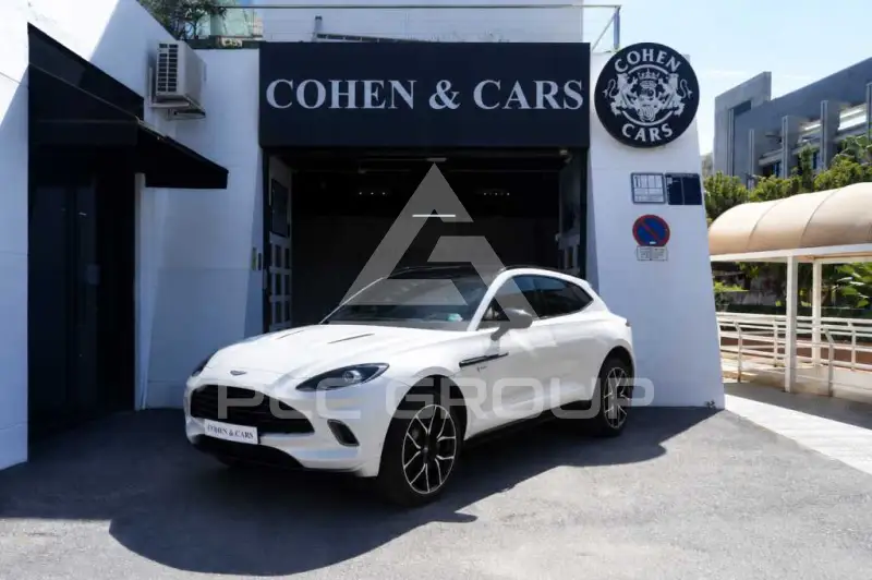 2020 Aston Martin DBX