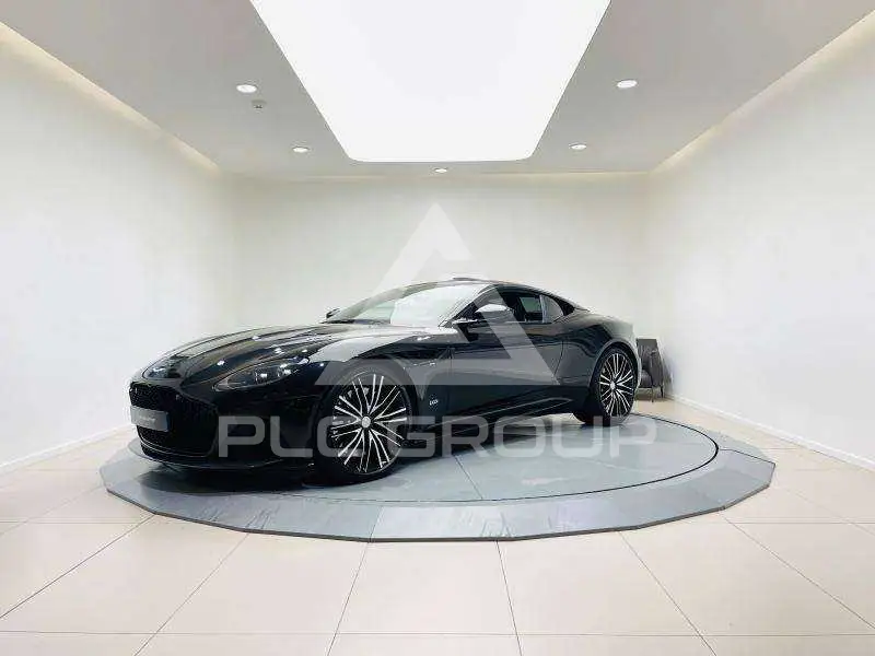 2020 Aston Martin DBS
