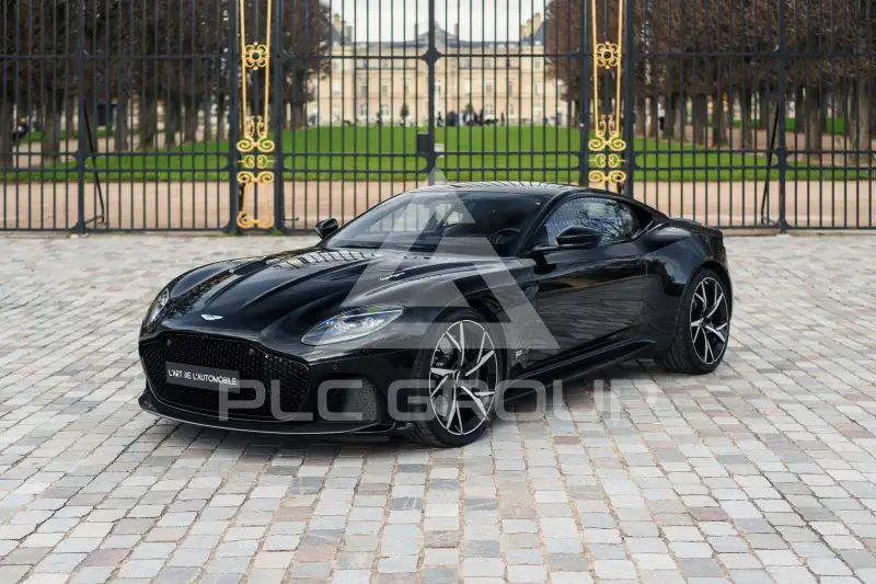 2020 Aston Martin DBS