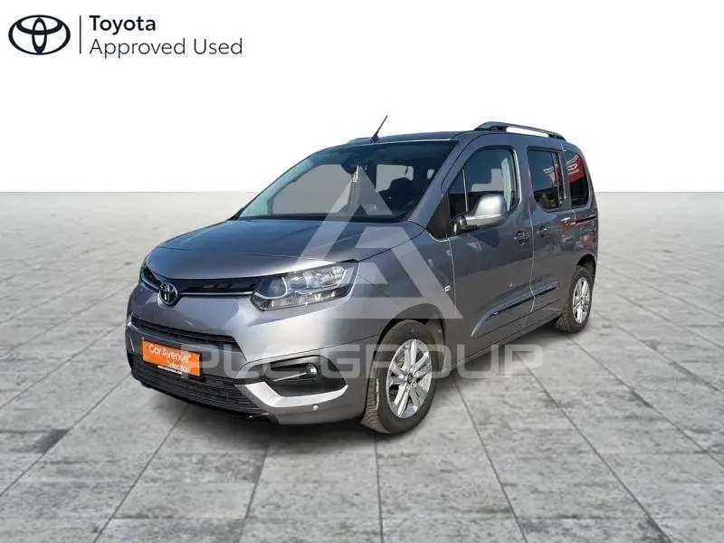 2020 Toyota VERSO