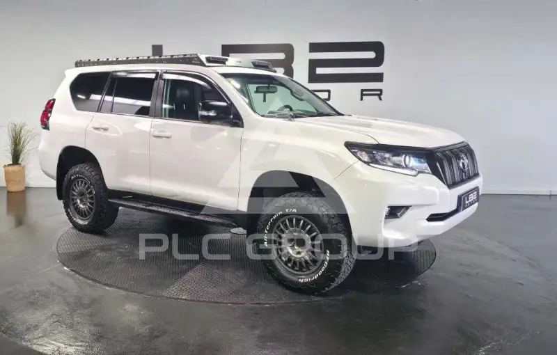 2020 Toyota LAND CRUISER