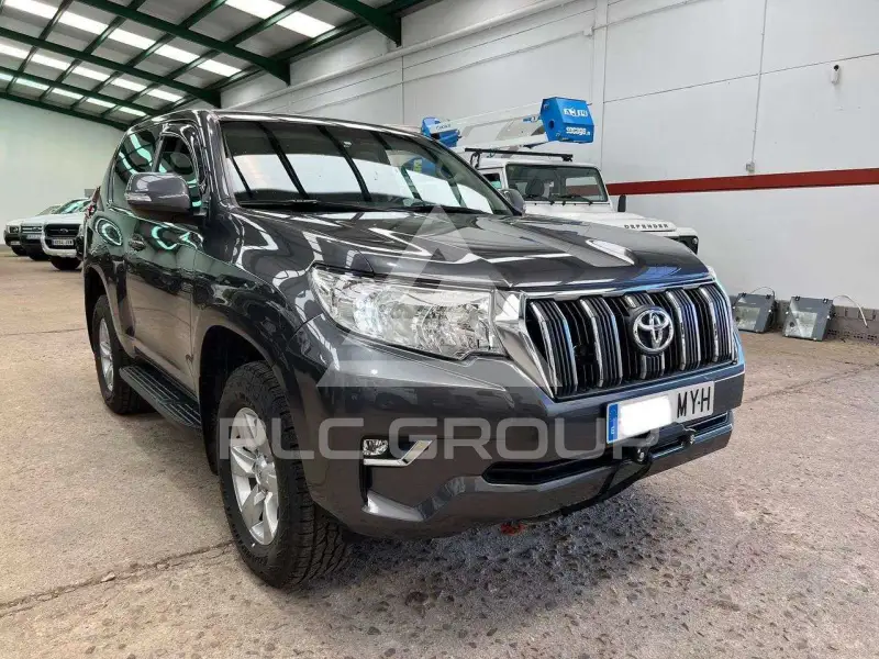 2020 Toyota LAND CRUISER
