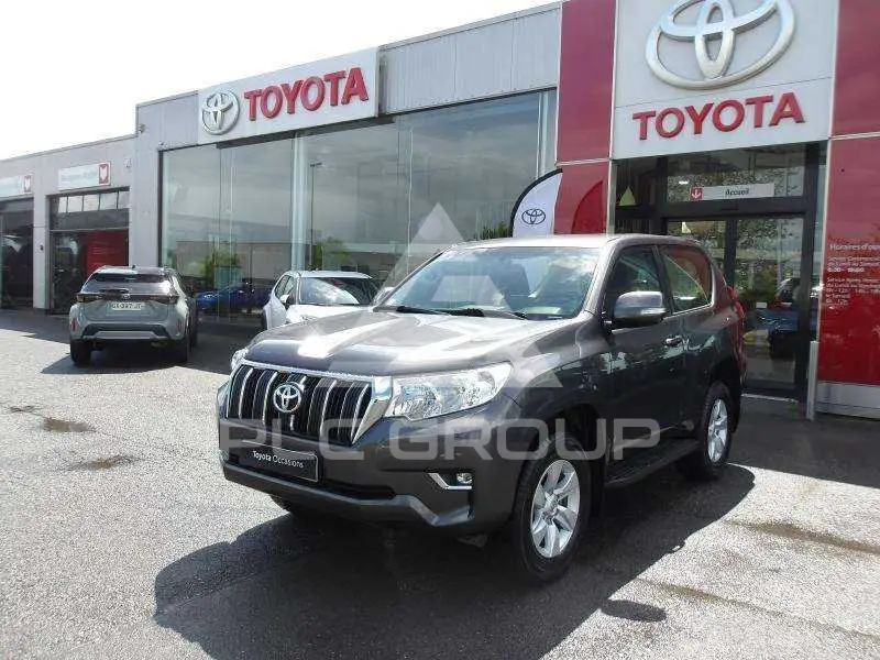 2020 Toyota LAND CRUISER