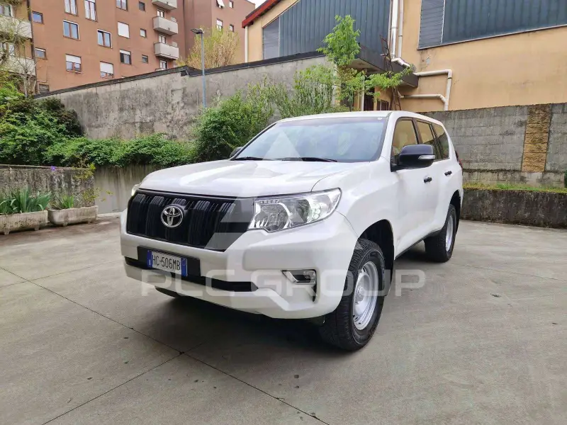 2020 Toyota LAND CRUISER