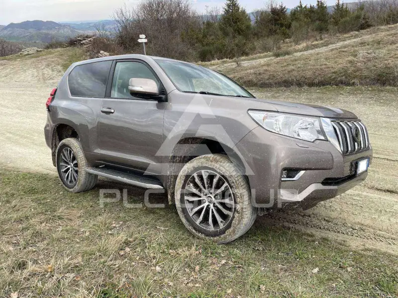 2020 Toyota LAND CRUISER