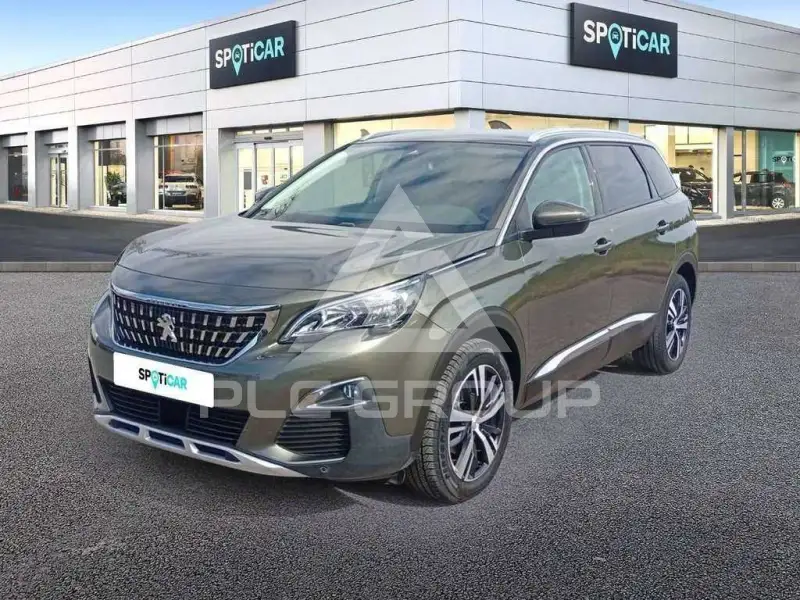 2020 Peugeot 5008